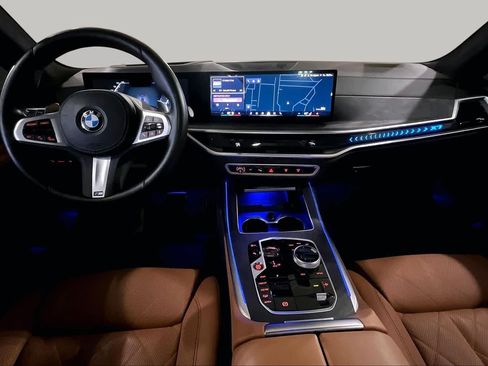 Certified 2024 BMW X7 xDrive40i w/ Executive Package AWD/4WD image 15