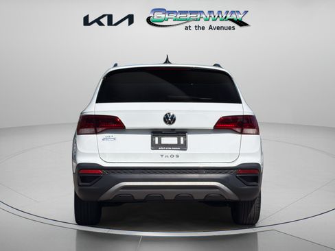 Used 2023 Volkswagen Taos S FWD image 5