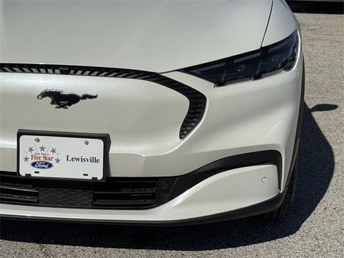 Used 2025 Ford Mustang Mach-E Select image 8