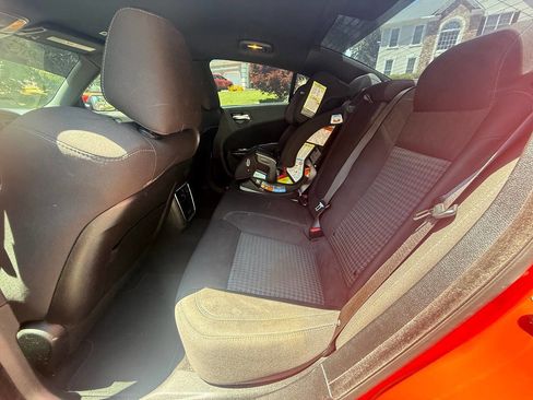 Used 2019 Dodge Charger GT RWD image 14