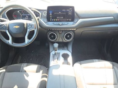 Used 2023 Chevrolet Blazer LT w/ Convenience Package FWD image 7