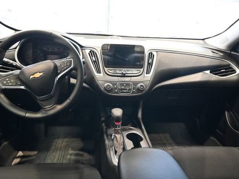 Used 2024 Chevrolet Malibu RS w/ LPO, Floor Liner Package FWD image 12