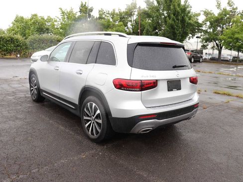 Used 2022 Mercedes-Benz GLB 250 4MATIC image 7