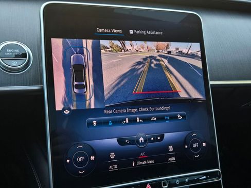 Used 2022 Mercedes-Benz S 580 4MATIC Sedan w/ AMG Line Package image 19