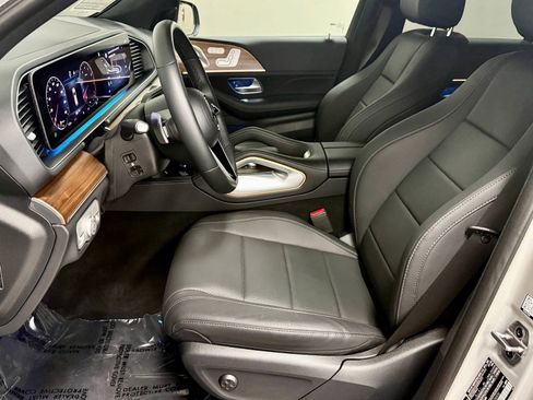 Used 2025 Mercedes-Benz GLE 450 4MATIC image 24
