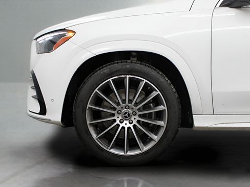 Used 2024 Mercedes-Benz GLE 350 4MATIC image 35