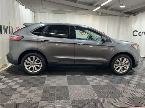Used 2024 Ford Edge Titanium image 10