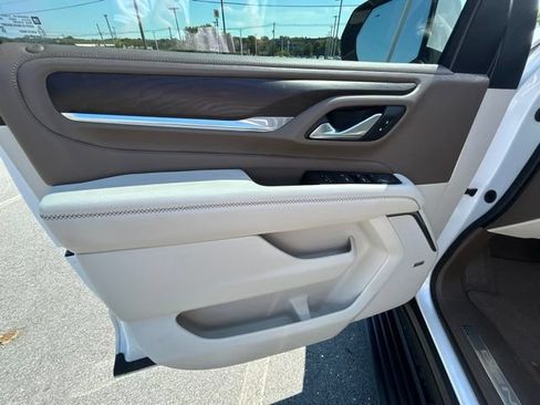 Used 2022 GMC Yukon Denali w/ Max Trailering Package AWD/4WD image 27