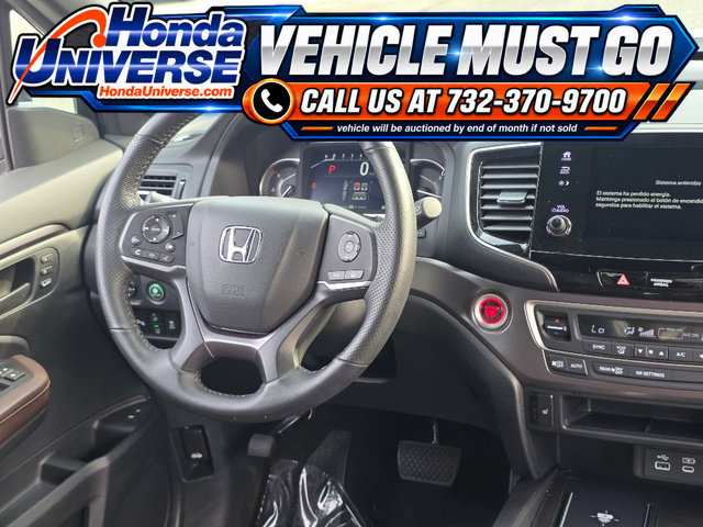 Certified 2025 Honda Passport EX-L image 19