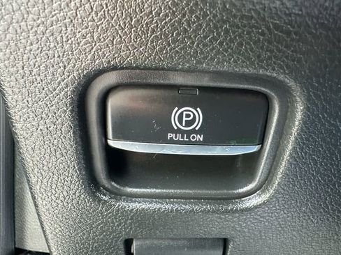 Used 2023 Jeep Grand Cherokee Laredo w/ Trailer Tow Prep Group (B) AWD/4WD image 35