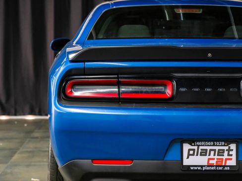 Used 2022 Dodge Challenger SXT w/ Blacktop Package image 32