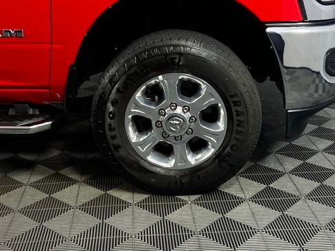 Used 2024 RAM 2500 Big Horn w/ Bed Utility Group image 11