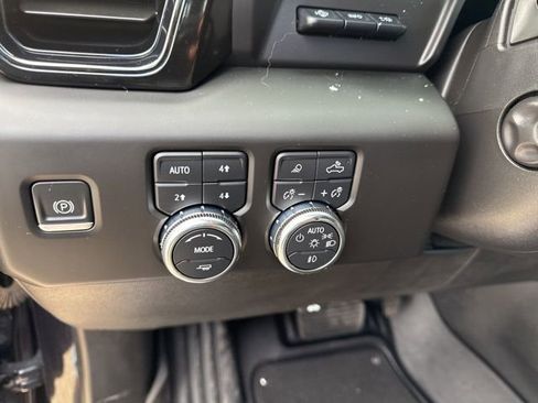 Used 2023 GMC Sierra 1500 AT4 w/ Technology Package image 17