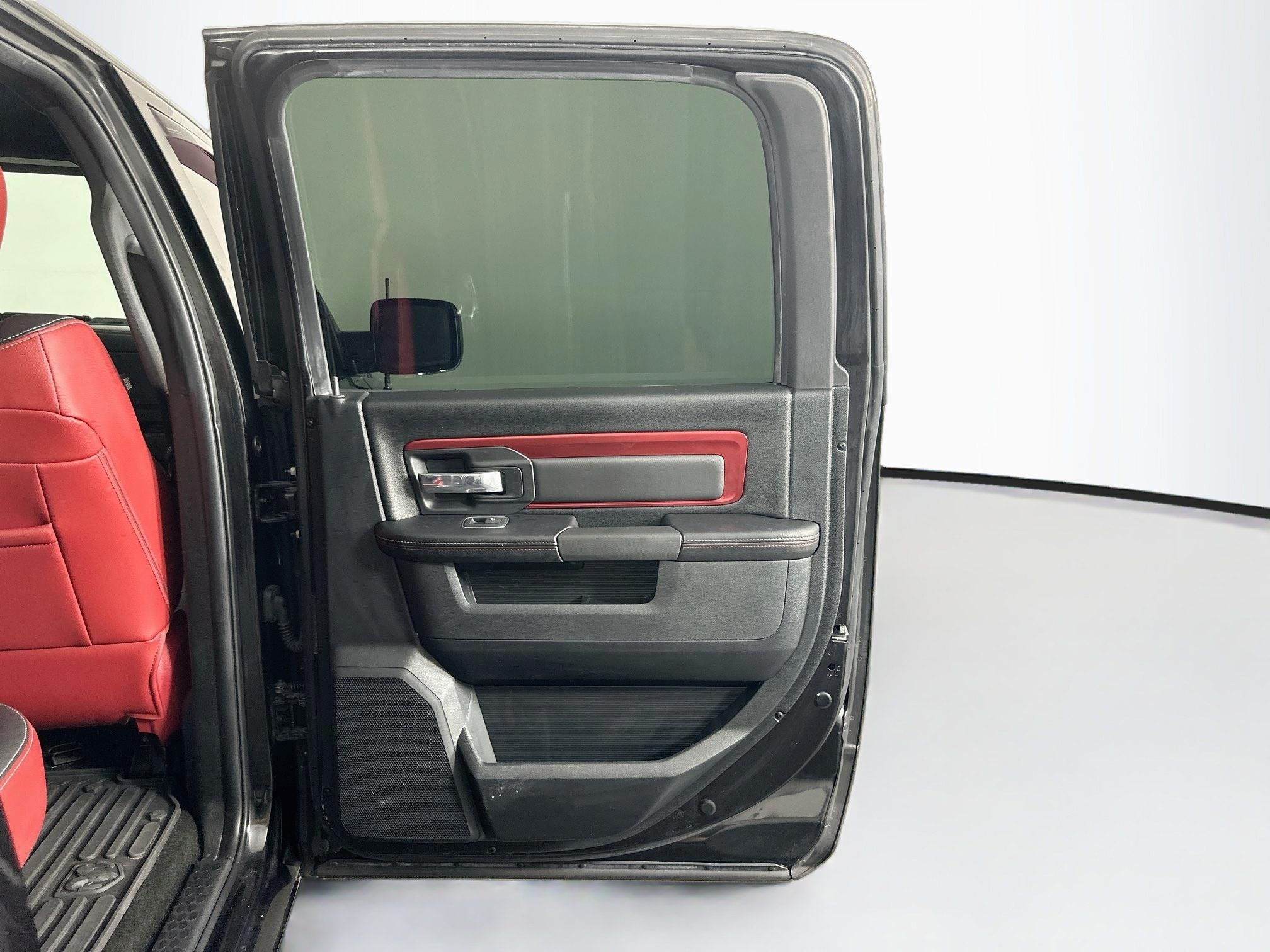Used 2017 RAM 1500 Rebel w/ Luxury Group AWD/4WD image 30