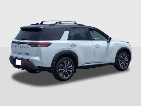 New 2026 Nissan Pathfinder Platinum AWD/4WD image 6