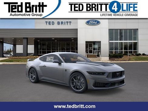 New 2026 Ford Mustang Dark Horse image 1