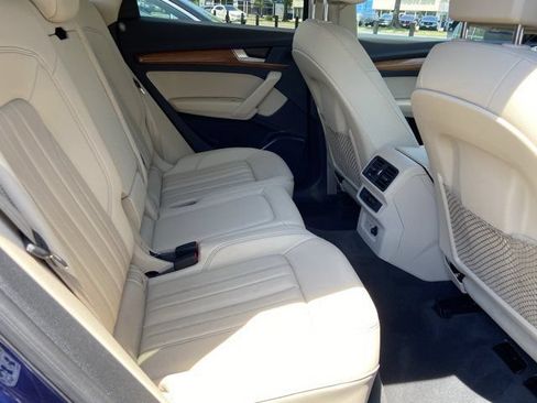 Used 2023 Audi Q5 2.0T Premium w/ Convenience Package AWD/4WD image 27