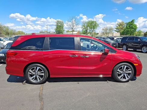 Used 2023 Honda Odyssey Touring image 7