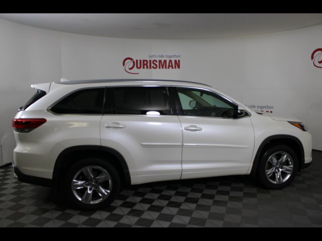 Used 2017 Toyota Highlander Limited w/ Protection Package #3 AWD/4WD image 7