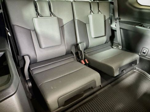 Used 2024 Lexus GX 550 w/ Accessory Package (Z1) AWD/4WD image 27