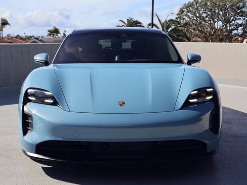 Certified 2023 Porsche Taycan GTS image 6