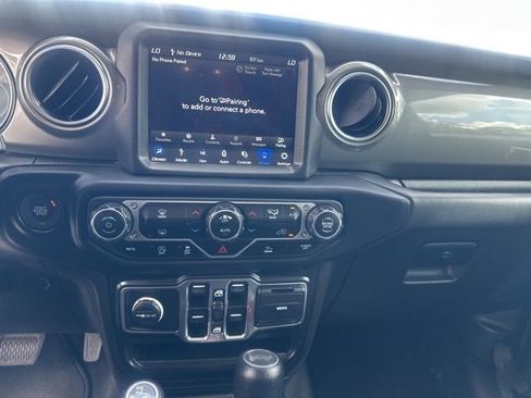 Used 2023 Jeep Wrangler Sahara image 15