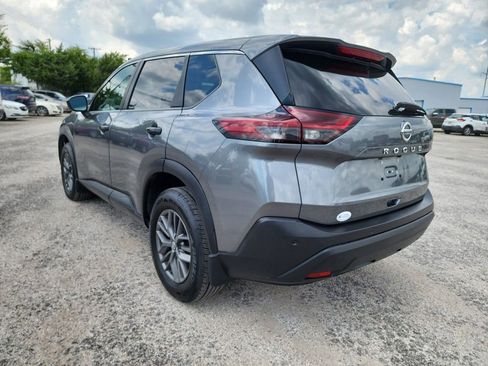Used 2021 Nissan Rogue S image 5