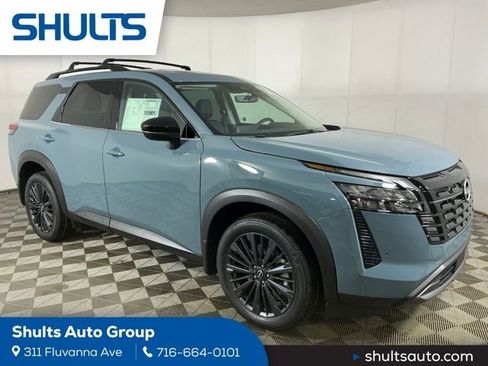 New 2026 Nissan Pathfinder SL image 1