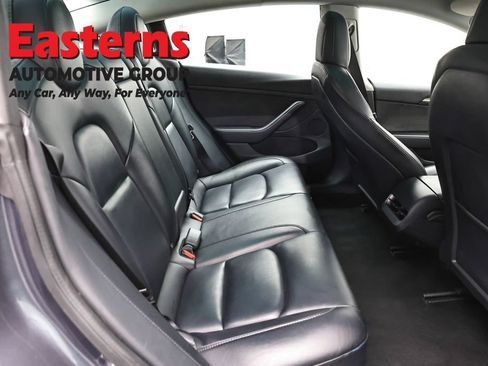 Used 2022 Tesla Model 3 Performance AWD/4WD image 17