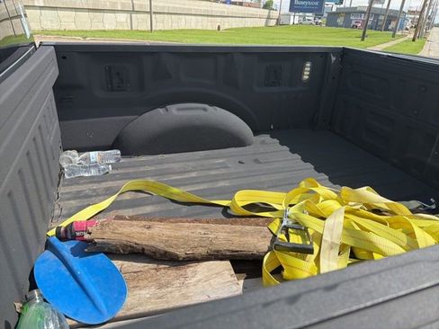 Used 2017 Ford F150 XLT w/ Equipment Group 302A Luxury image 10