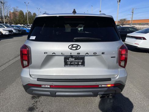 Used 2024 Hyundai Palisade SEL image 24