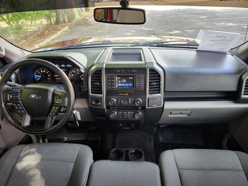 Used 2016 Ford F150 XLT w/ Equipment Group 301A Mid RWD image 8