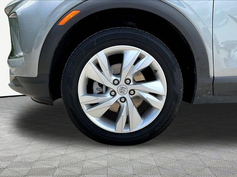 Used 2025 Buick Encore GX Preferred AWD/4WD image 33