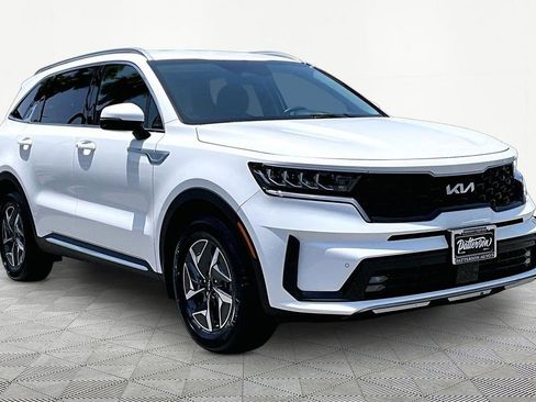 Certified 2023 Kia Sorento EX FWD image 5