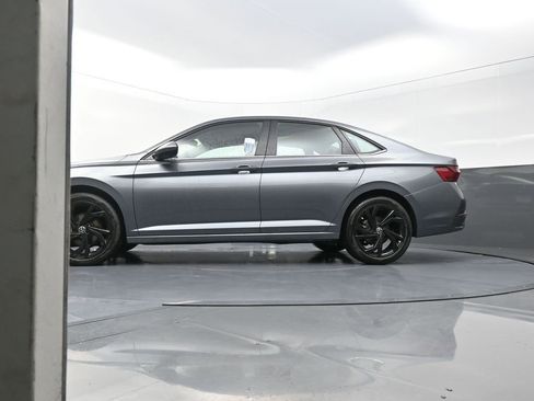 New 2026 Volkswagen Jetta SE FWD image 24