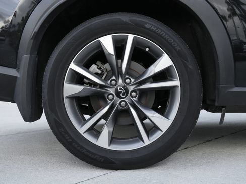Used 2023 INFINITI QX60 Luxe w/ Vision Package FWD image 13