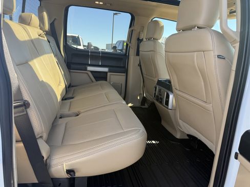 Used 2020 Ford F250 Lariat w/ Lariat Ultimate Package AWD/4WD image 11