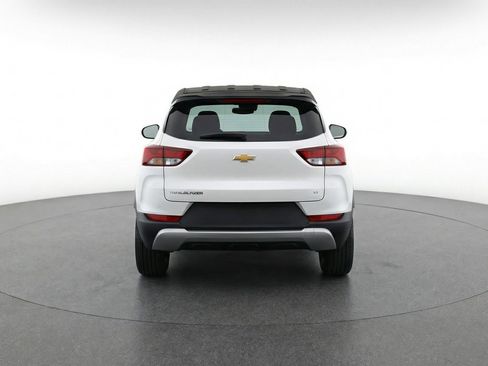 Used 2025 Chevrolet TrailBlazer LT AWD/4WD image 7