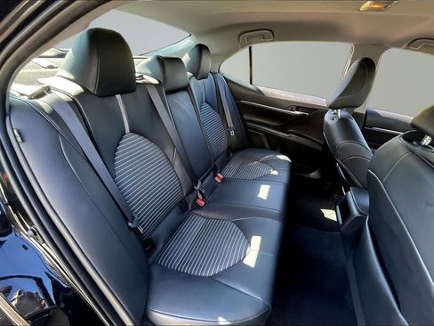 Used 2024 Toyota Camry SE FWD image 21