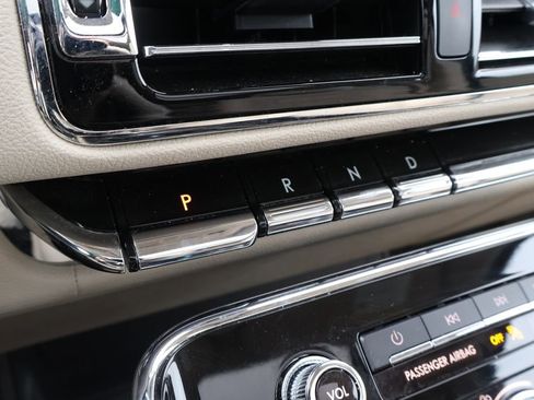 Used 2021 Lincoln Navigator L Reserve w/ Luxury Package image 23