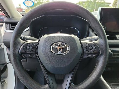 Certified 2023 Toyota RAV4 LE image 17