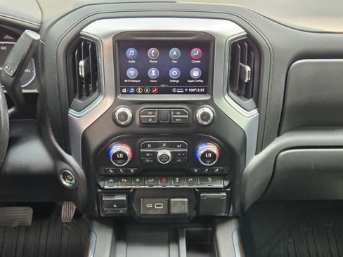 Used 2021 GMC Sierra 1500 SLT w/ SLT Premium Plus Package AWD/4WD image 12