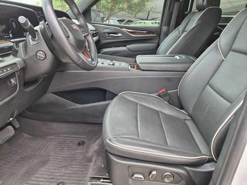 Used 2023 Cadillac Escalade Premium Luxury w/ LPO, Radiant Package AWD/4WD image 28