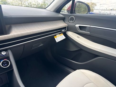 New 2026 Hyundai Sonata Limited FWD image 36