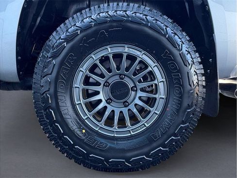 Used 2021 Toyota Tundra SR5 AWD/4WD image 8