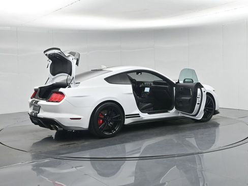 Used 2022 Ford Mustang Shelby GT500 w/ Technology Package RWD image 6