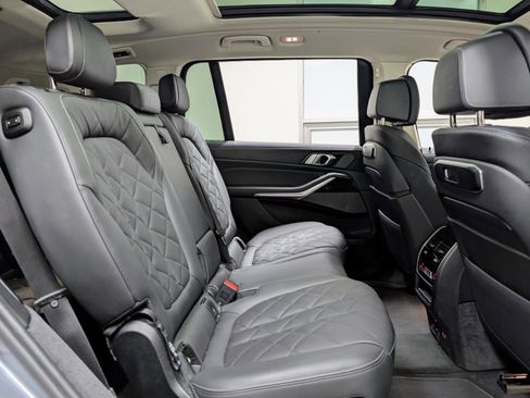 Used 2025 BMW X7 xDrive40i image 30