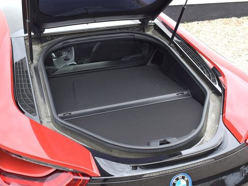 Used 2017 BMW i8 image 45