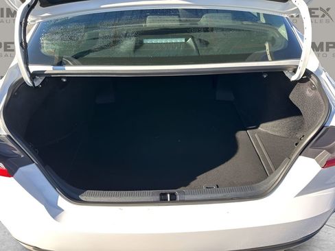 Used 2025 Toyota Camry LE image 25