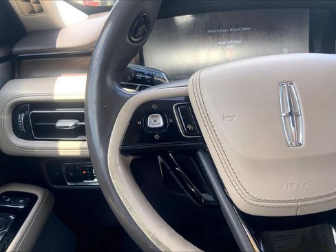 Used 2020 Lincoln Aviator Reserve w/ Equipment Group 202A AWD/4WD image 24